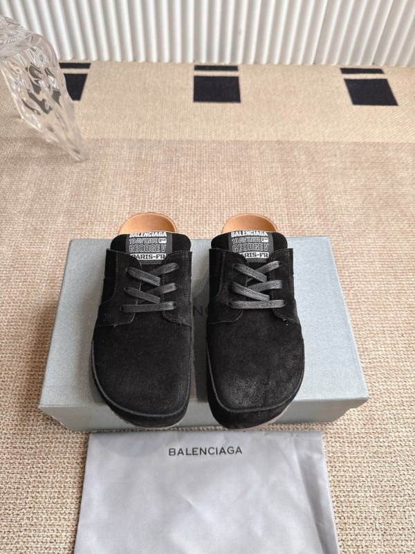 Balenciaga Birkenstock Boston Closed-Toe Soft Footbed Platform Sandals - AS00260