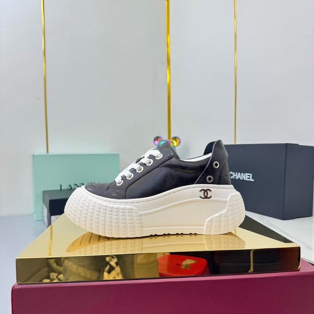Chanel 2025 SS Panda Loafers Fashion Sneakers - LY00330