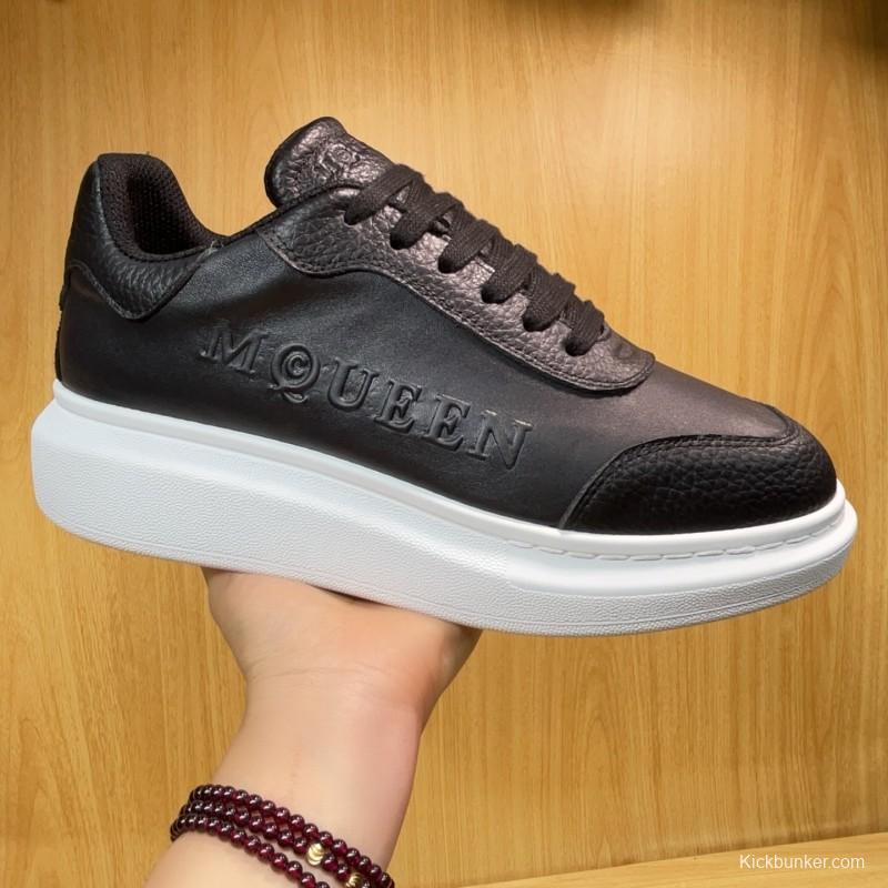 Alexander McQueen Spring 2025 Collection Platform Sneakers with Thick Sole Design - AS00320