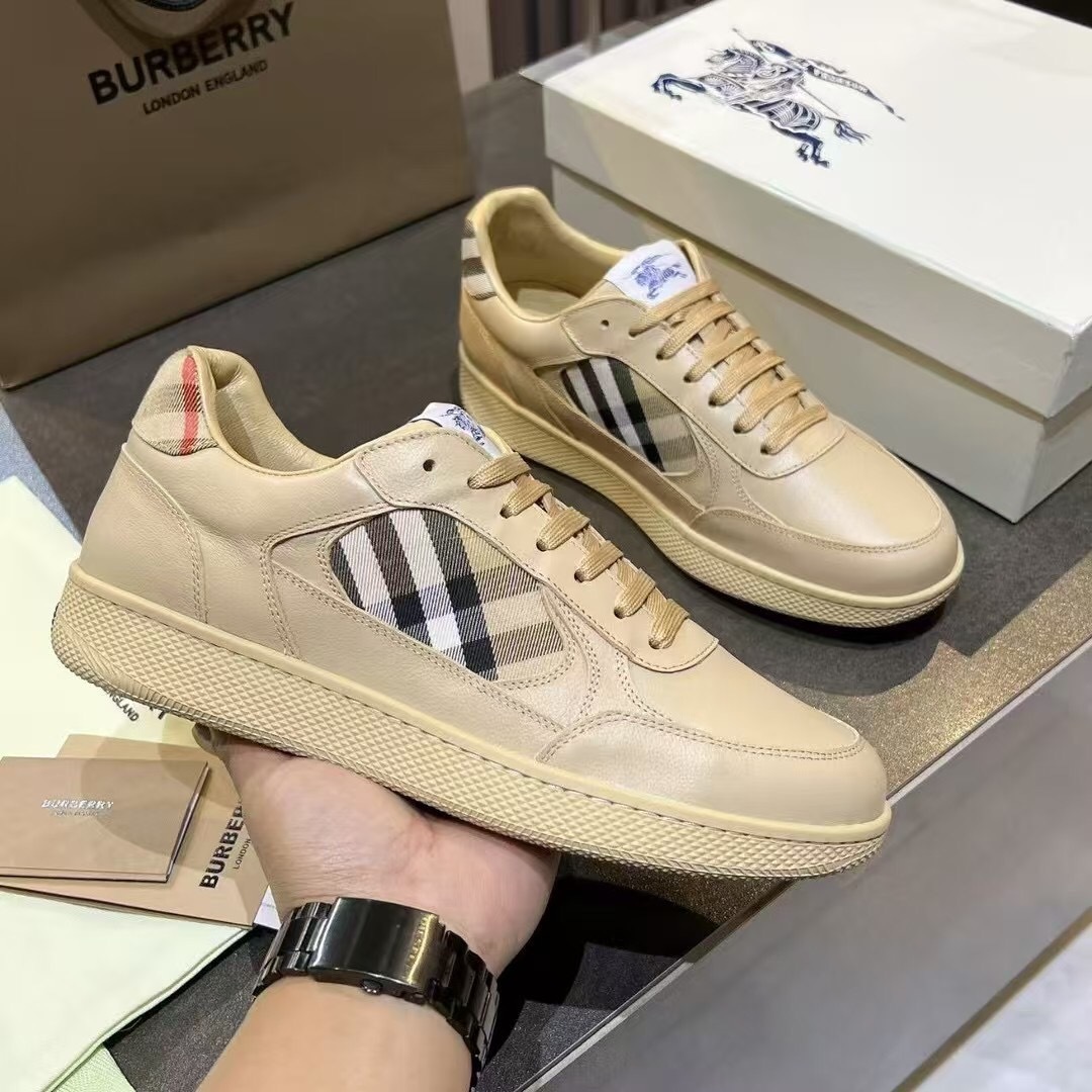 Burberry 2025/SS Italian-Made Sneakers - KFY00300