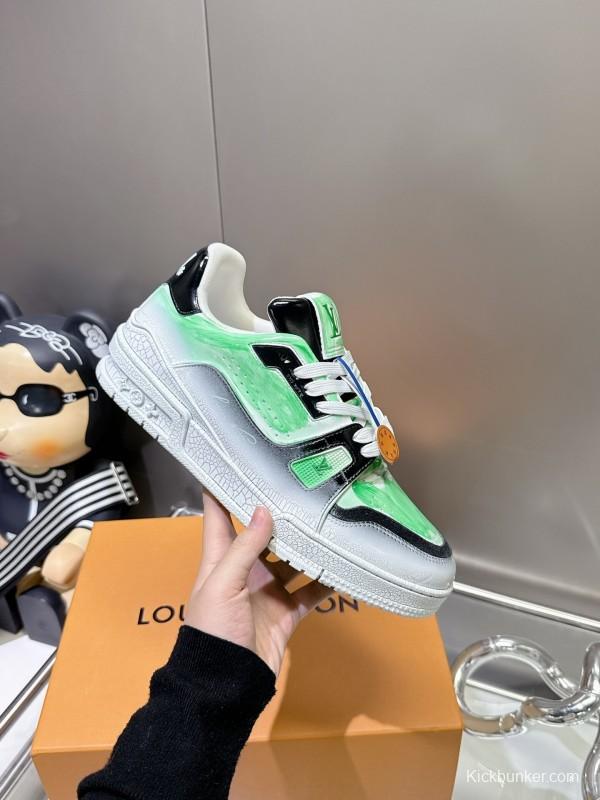 Louis Vuitton Trainer Basketball Series Crackle Glaze Process Sneakers - LY00490