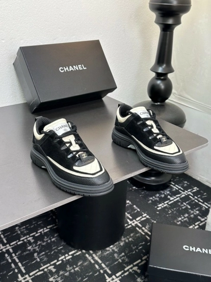Chanel Spring-Summer 2025 Runway Thick Sole Sneakers - LY00320