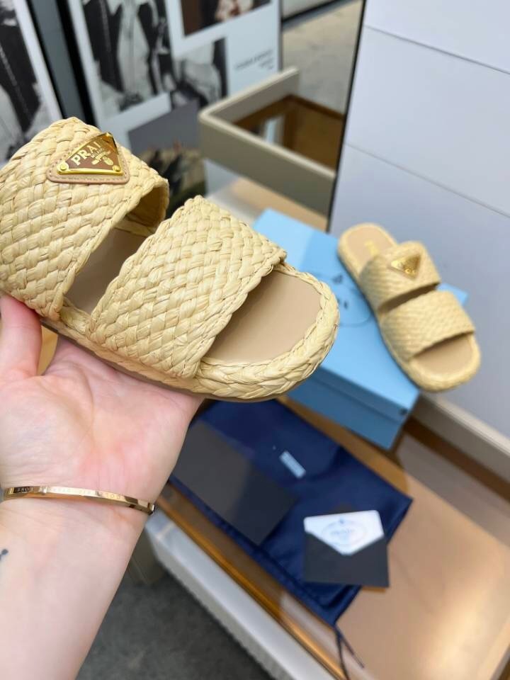 Prada 2025 SS Raffia Handwoven Open-Toe Sandals - KFY00260