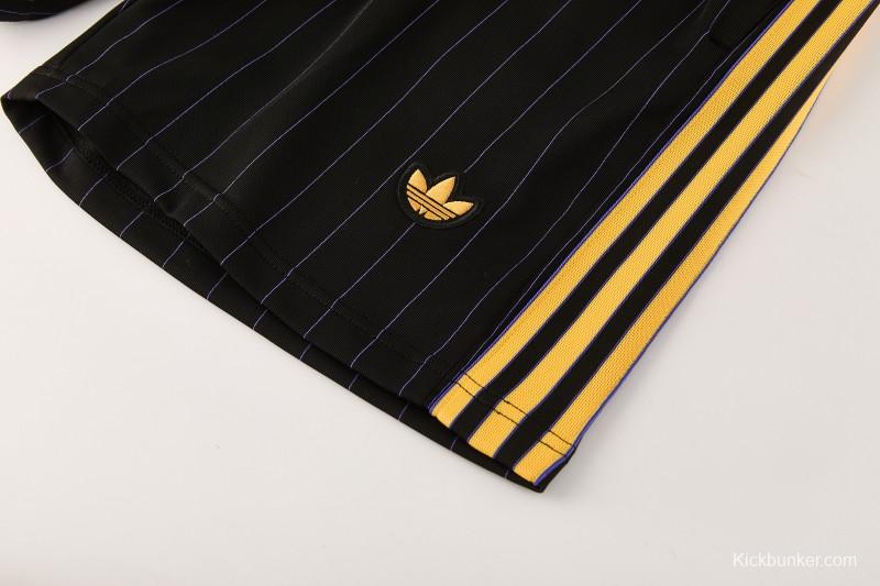 26/27  Manchester United Black Short Sleeve+Soccer Shorts