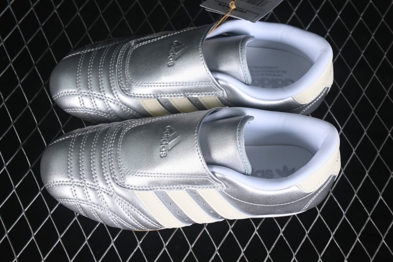 Adidas Originals Taekwondo Low-Top Training Shoes with Comfort Fit and Anti-Slip Sole - JS4023