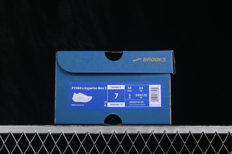 Pynrs x Brooks Hyperion Max 3 Racing Running Shoes with Nitrogen-Infused Cushioning - 1104671D175