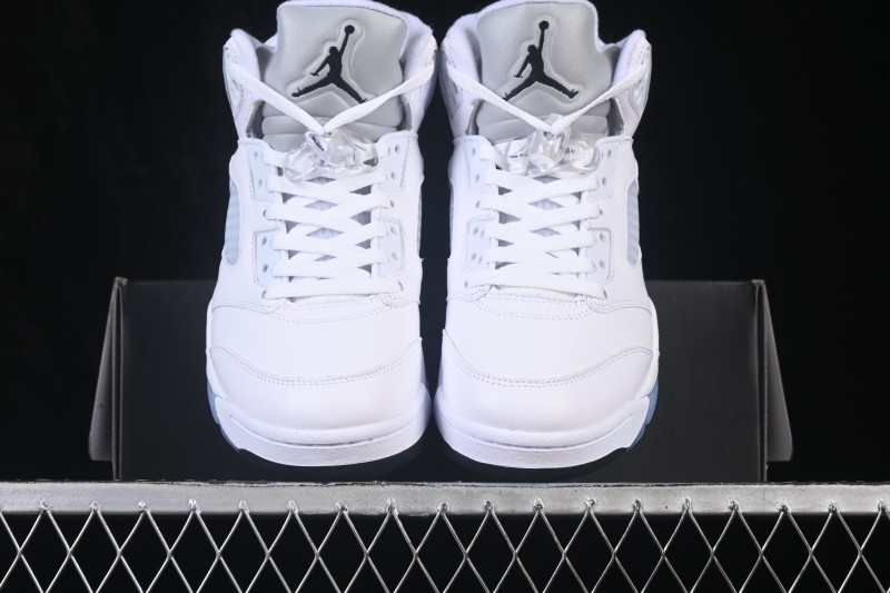 Nike Air Jordan 5 Retro "White Metallic" Men's Basketball Shoes with Premium Leather Upper - HQ7978-103