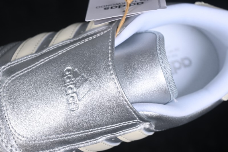 Adidas Originals Taekwondo Low-Top Training Shoes with Comfort Fit and Anti-Slip Sole - JS4023