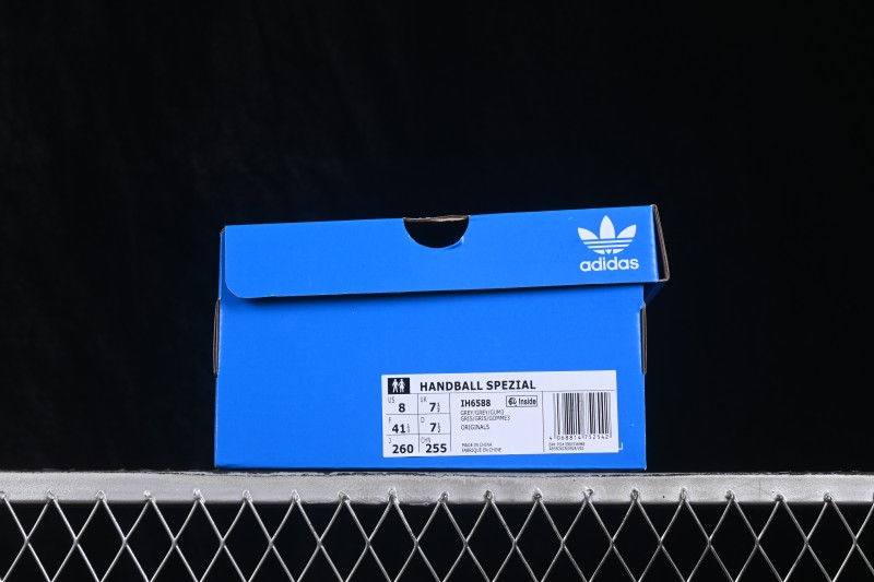 Adidas Handball Spezial Classic Retro Skateboarding Shoes with Suede Upper and Gum Rubber Sole - IH6588
