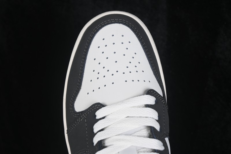 Nike Air Jordan 1 Low Retro Basketball Shoes with White Grey Crackle Design - IU2268-100