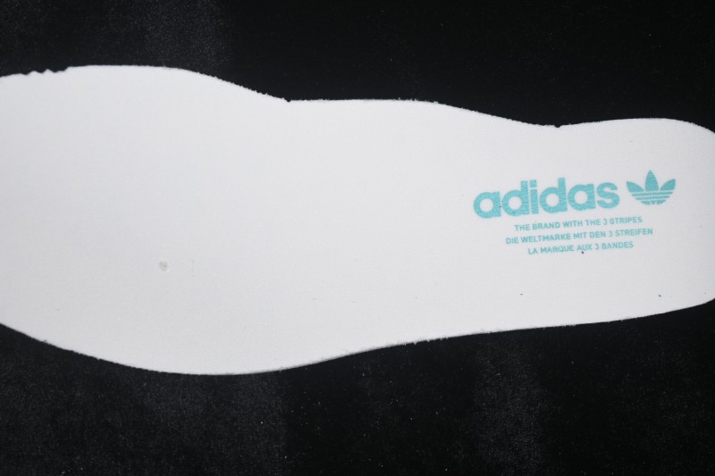 Adidas Originals Gazelle Indoor Retro Low-Top Casual Skateboarding Shoes with Non-Slip and Wear-Resistant Sole - KZ6952
