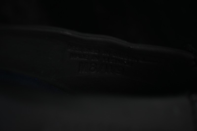 Nike Mind 001 Neuroscience Foot Massage Slippers with Reflexology Technology - IQ8502-001