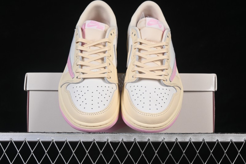 Nike Travis Scott x Air Jordan 1 Low OG AJ1 Low-Top Sneakers with Reverse Swoosh Design - IQ7604-100