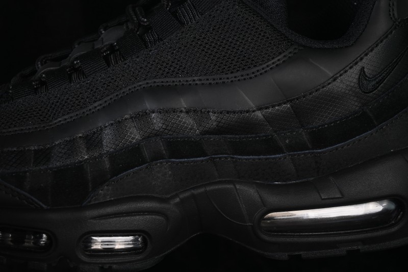 Nike Air Max 95 Retro Running Shoes with Half-Sole Air Cushion - CI3705-001
