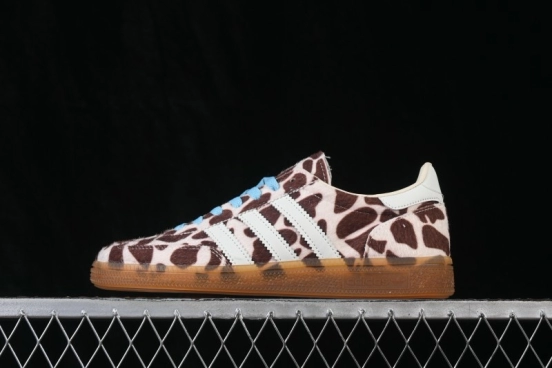 Adidas Handball Spezial Retro Casual Skate Shoes with Suede Upper and Gum Sole - KI6677