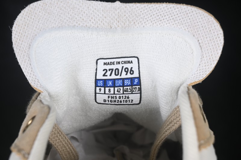 Mizuno CT Club Retro Casual Low-Top Sneakers with Breathable Comfort - D1GH261012