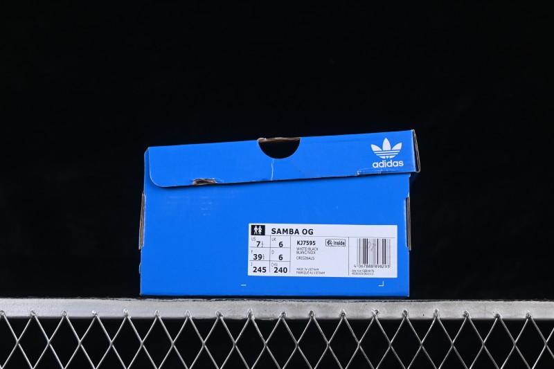 Adidas Samba OG Classic Skateboarding Shoes with Suede Upper - KJ7595