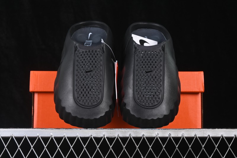 Nike Mind 001 Neuroscience Foot Massage Slippers with Perforated Breathable Mesh and 22 Independent Foam Nodes - HQ4307-005