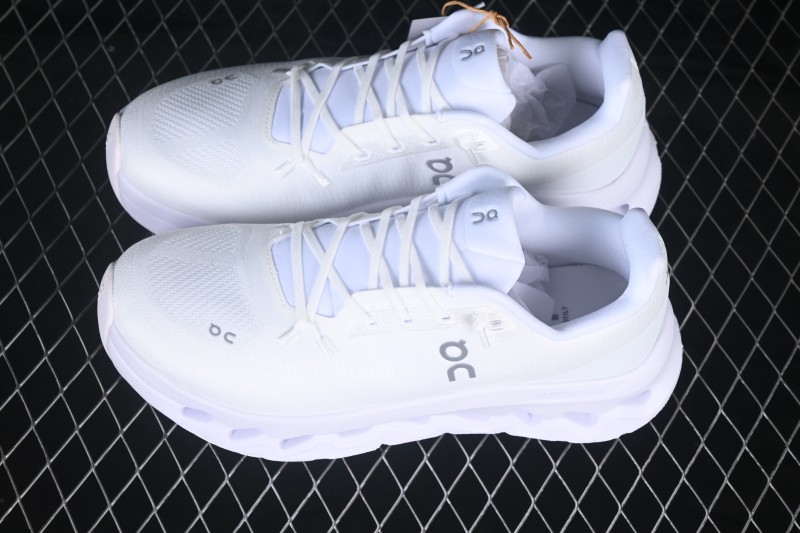 On Cloudtilt Lightweight Cushioned Low-Top Urban Commute Running Shoes - White White