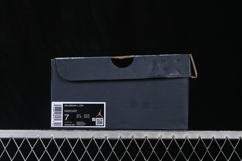 Nike Air Jordan 1 Low Retro Basketball Shoes with Classic Design - 553558-081