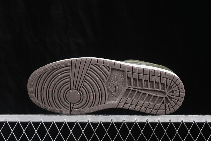 Nike Air Jordan 1 Low Retro Basketball Shoes with Classic Design - FQ3055-300