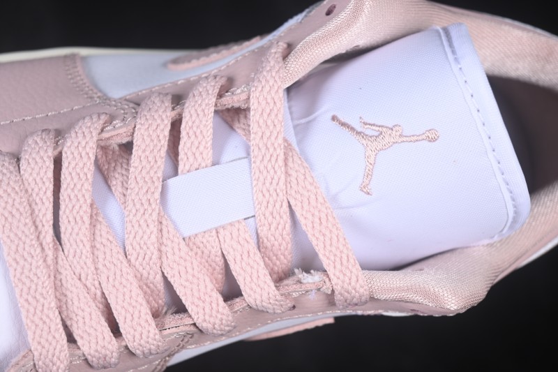 Nike Air Jordan 1 Low Retro Basketball Shoes in White and Pink for Casual Wear - DC0774-162