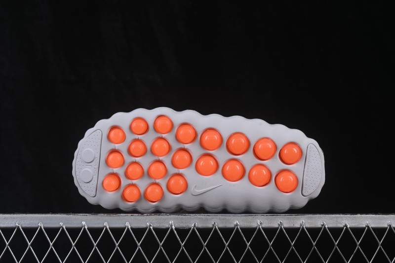 Nike Mind 001 Neuromuscular Foot Massage Slippers with Breathable Perforated Fabric - HY5028-003