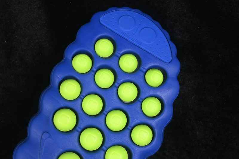 Nike Mind 001 Neuroscience Foot Massage Slippers with Breathable Perforated Fabric - IR2175-400