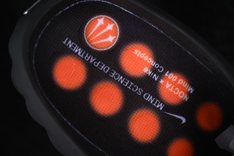 Nike Mind 001 Neuroscience Foot Massage Slippers with Breathable Mesh and 22 Foam Nodes - HY5028-101