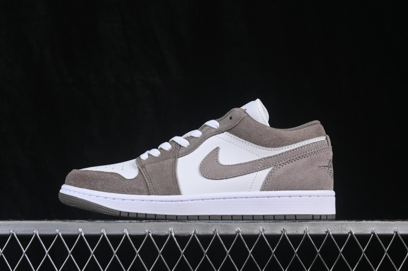 Nike Air Jordan 1 Low Retro Basketball Shoes in White Grey - 553558-046