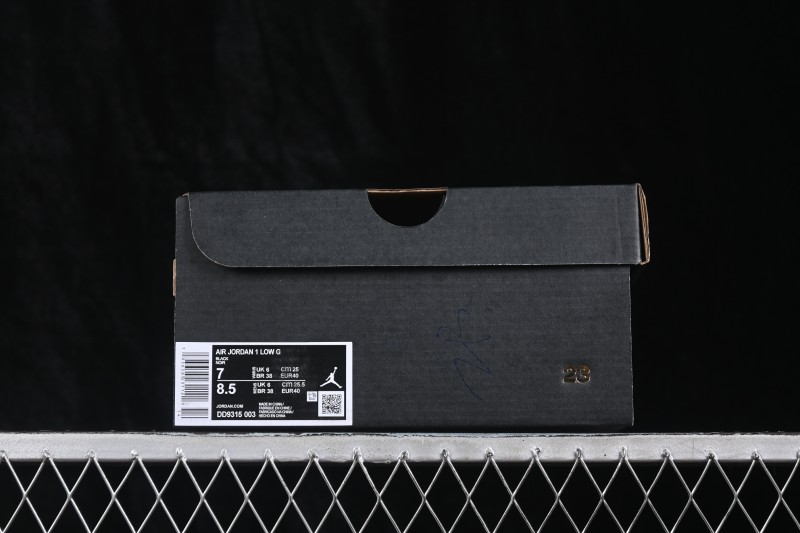 Nike Air Jordan 1 Low Retro Basketball Shoes with Cracked Leather Design - DD9315-003