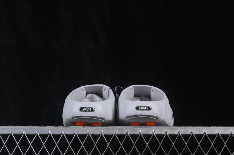 Nike Mind 001 Neuromuscular Foot Massage Slippers with Breathable Perforated Fabric - HY5028-003