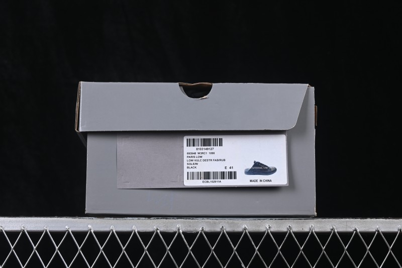 Balenciaga Paris Low Distressed Lace-Up Semi-Slip Fashion Sneakers - W3RC11090