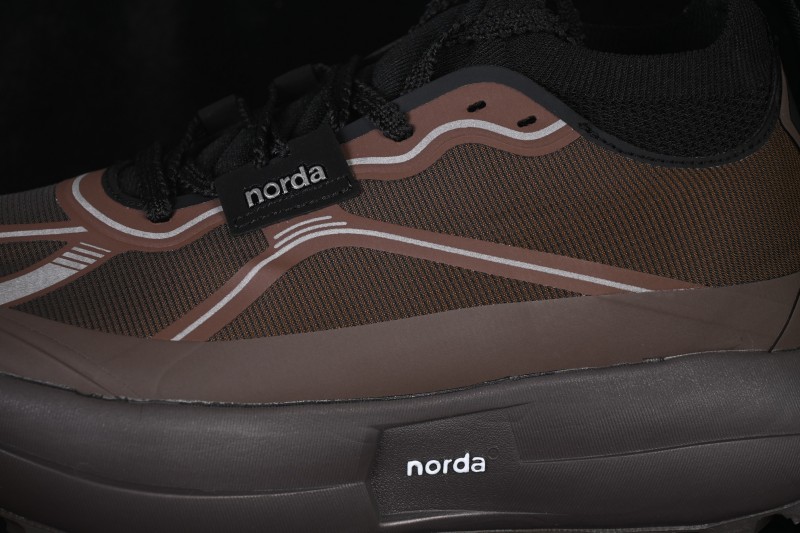 Norda 055 Trail Running Shoes with Stable Cushioning and Durable Grip - Fennel Brown