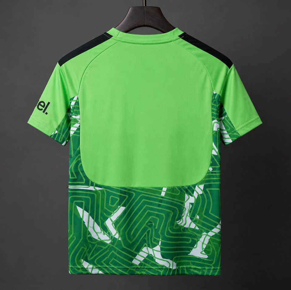 26/27 Arsenal Goalkeeper Neon Green/Dark Green Jersey