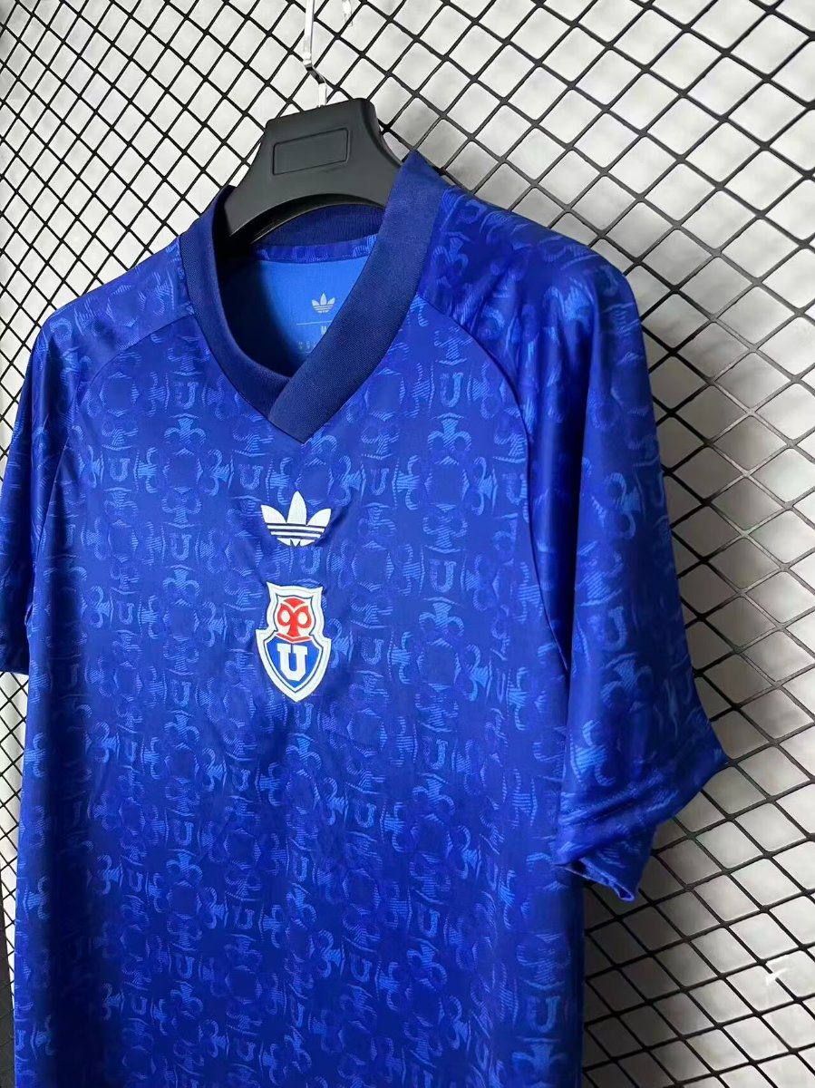 26/27 Uiversidad de Chile Pre-sale Blue Jersey